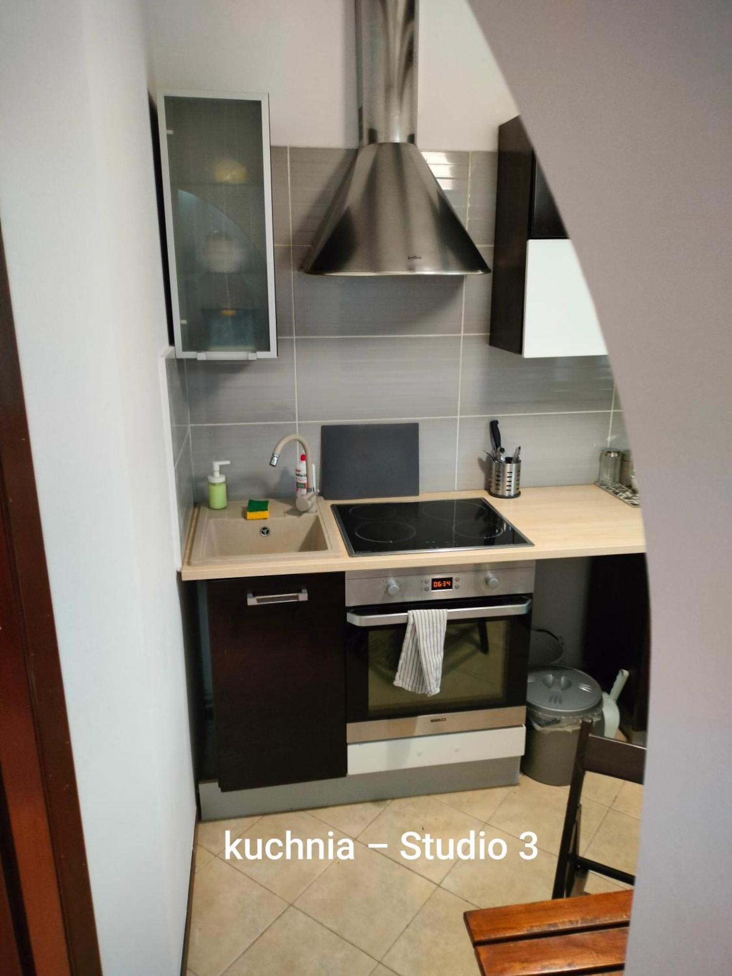 Urocze Studia W Lomiankach, 1- Z Sauna I Tarasem, 2- Z Kominkiem, 3- Ekonomiczne, 7Km Metro Mlociny Warszawa อัวมิยังกิ ภายนอก รูปภาพ