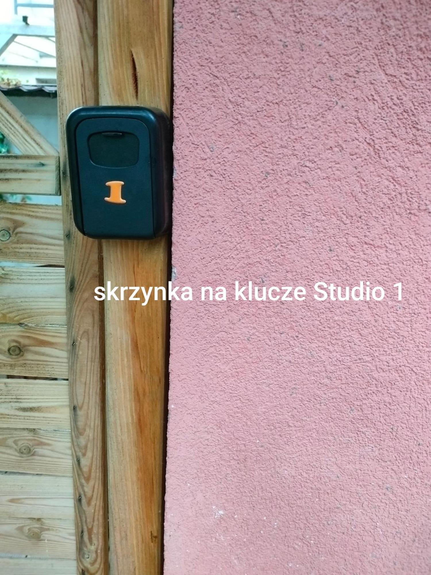 Urocze Studia W Lomiankach, 1- Z Sauna I Tarasem, 2- Z Kominkiem, 3- Ekonomiczne, 7Km Metro Mlociny Warszawa อัวมิยังกิ ภายนอก รูปภาพ